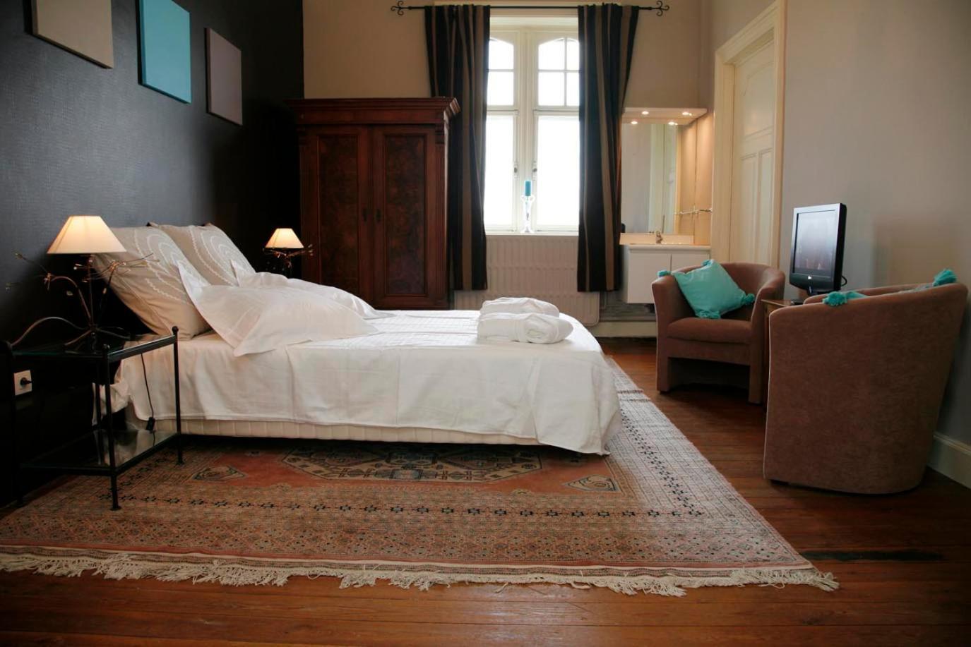 Le Chateau De Balmoral Sart-lez-Spa Kültér fotó