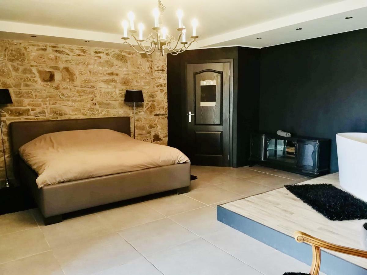 Le Chateau De Balmoral Sart-lez-Spa Kültér fotó